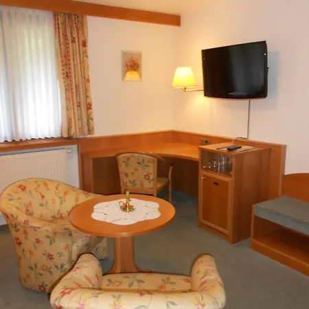 Guest house Zur Erle 2*