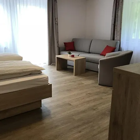 Pensión Zur Erle Simonswald